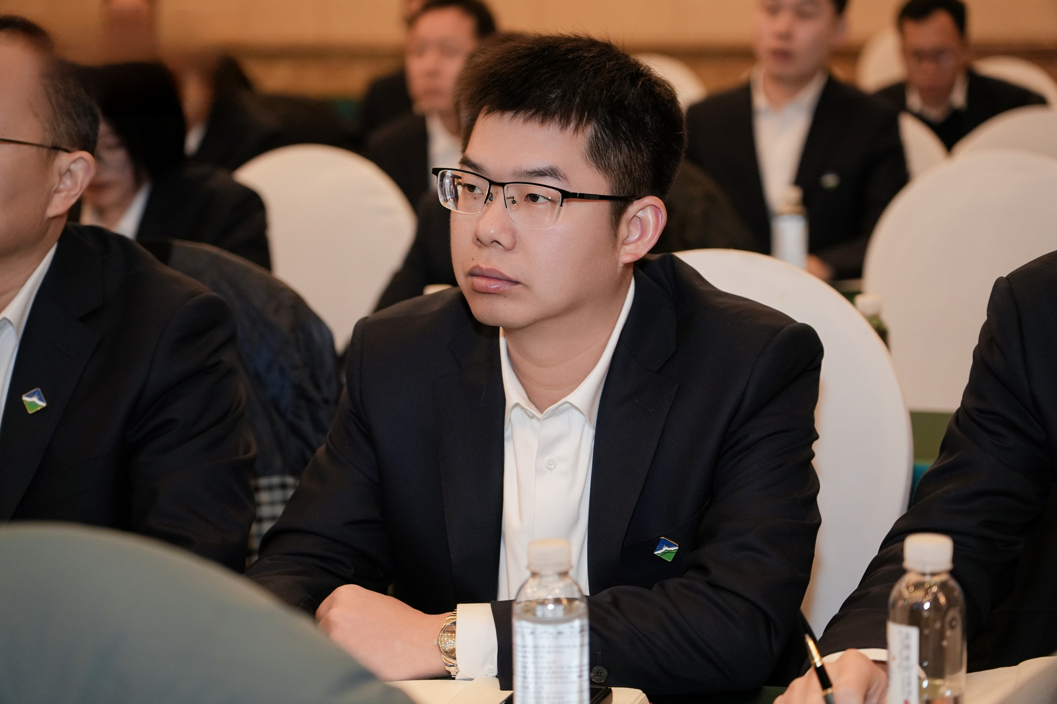 陈淋照片 陈淋照片
